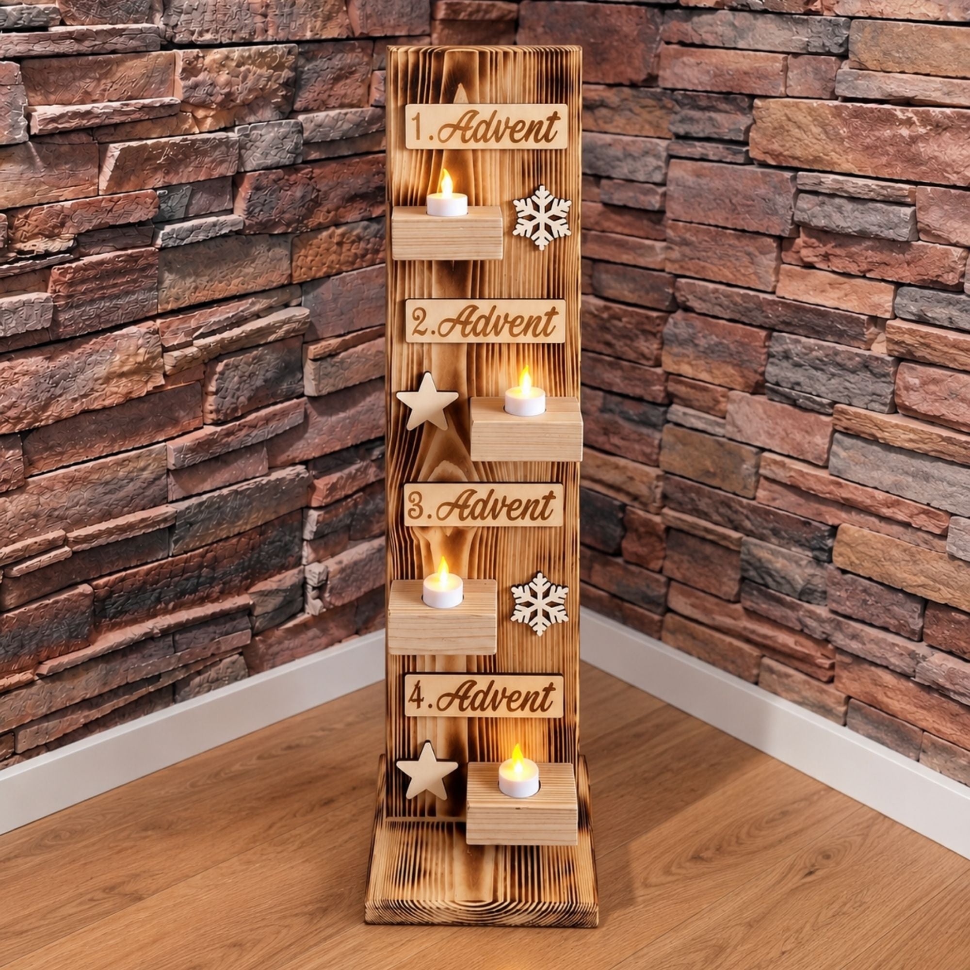 Adventsaufsteller aus Holz mit 4 LED-Kerzen – Limitierte Edition 2026
