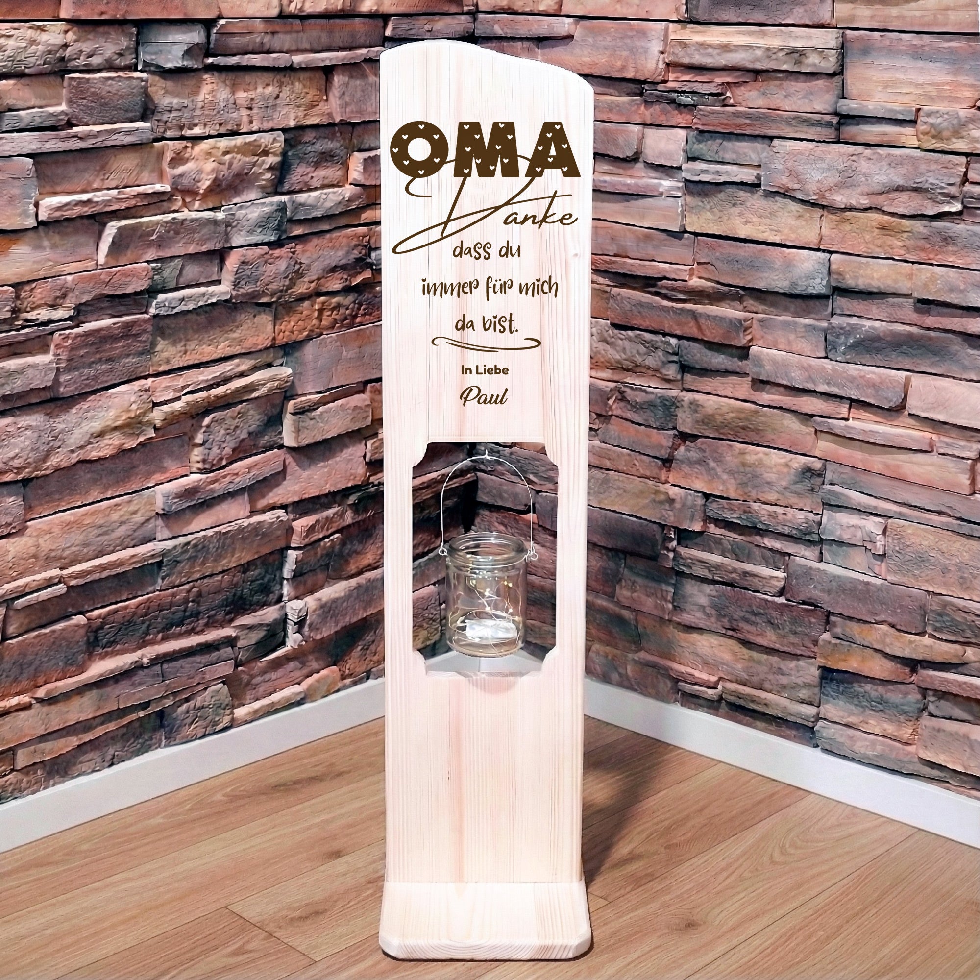 Holzaufsteller für die Oma Personalisierbar mit Namen der Enkelkinder und einer leuchtenden Laterne