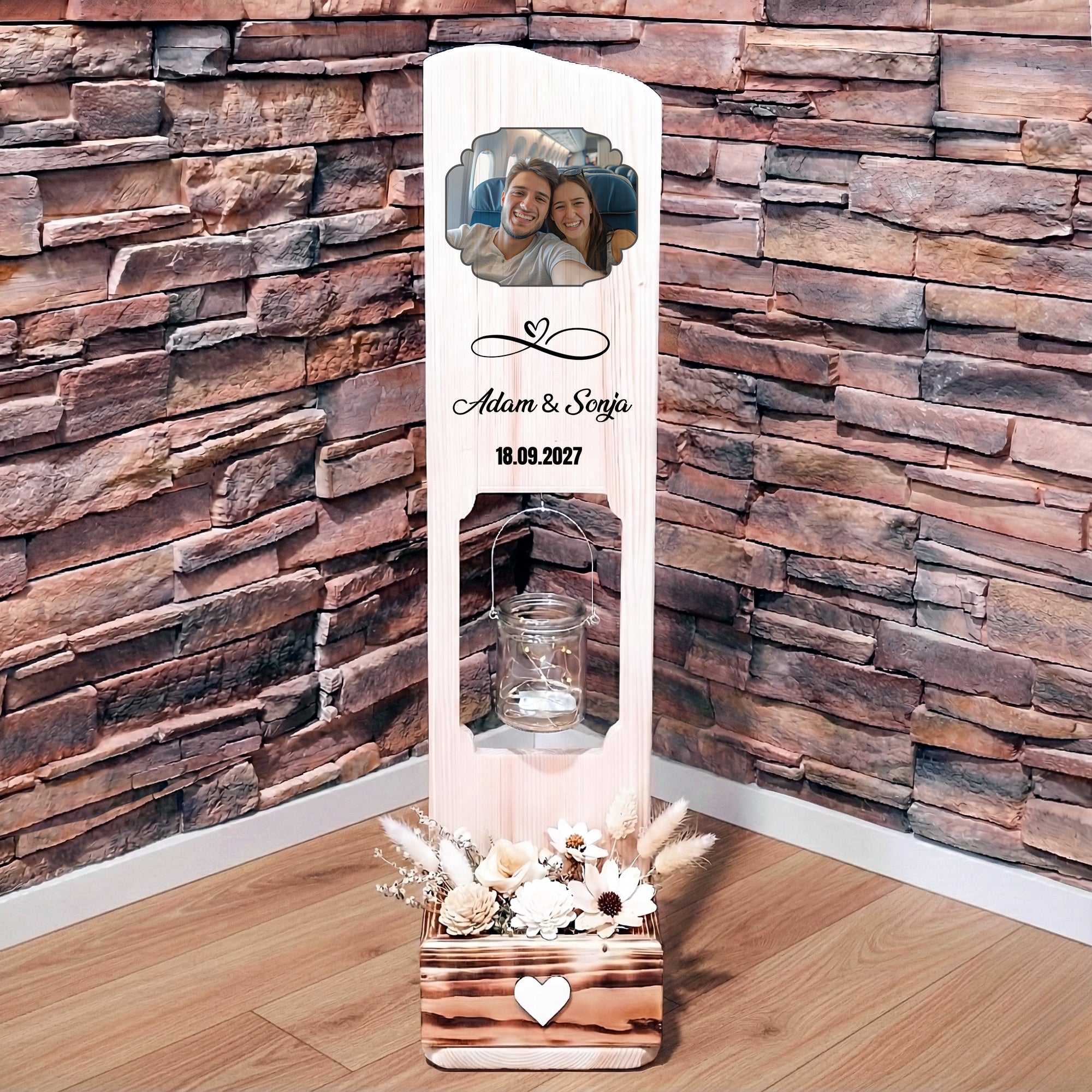 Holz Deko Schild – Mit Gravur, Wunschdatum & Foto des Paares