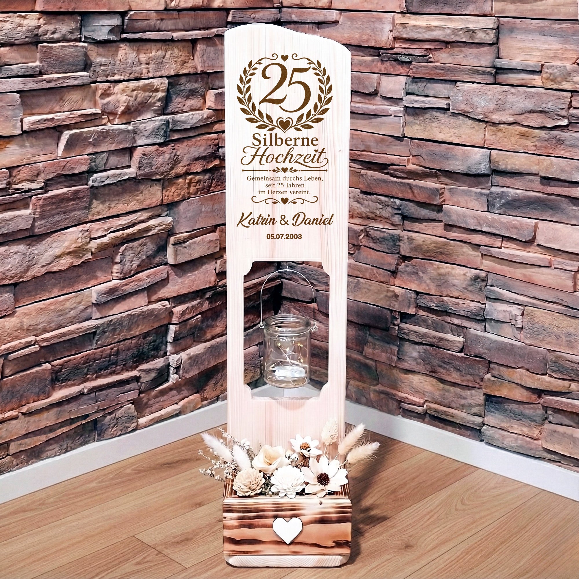 Holz Deko Schild – Silberhochzeit personalisiert – 25 Jahre Ehe mit Namen & Datum – Lasergravur