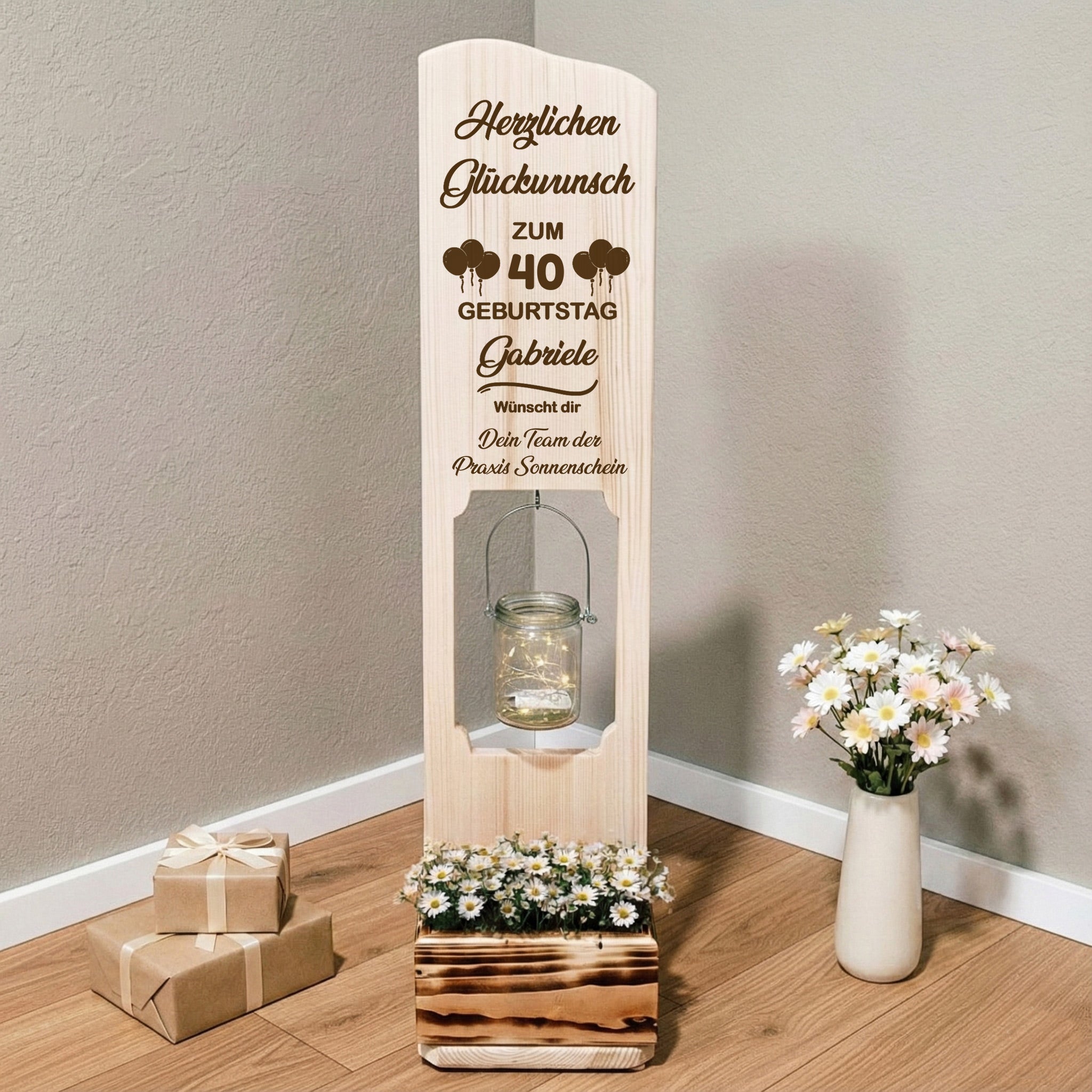 Holz Deko Schild – Geburtstagsgeschenk mit Wunschzahl, Gravur & persönlicher Widmung