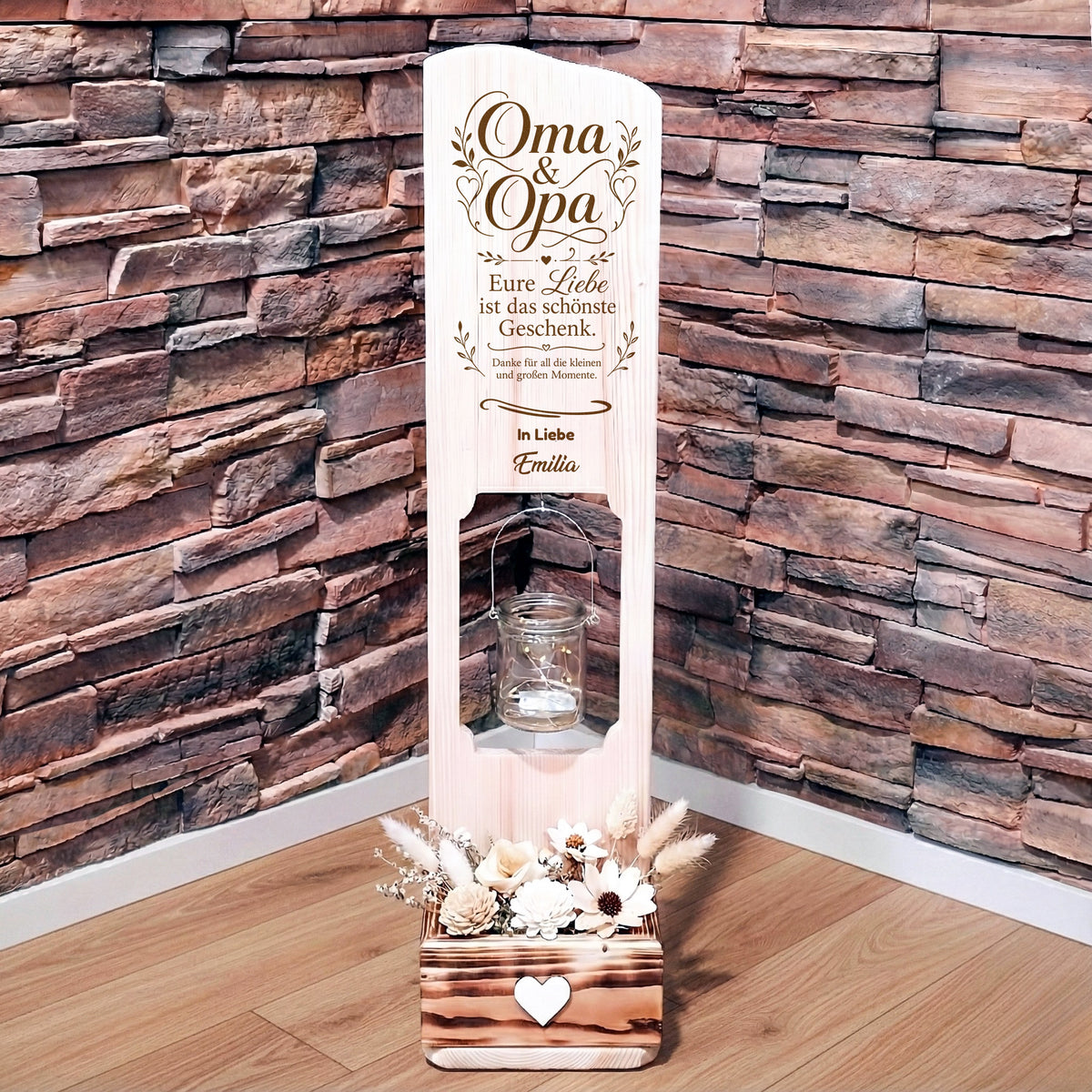 Holz Deko Schild – Oma & Opa – Eure Liebe ist das schönste Geschenk – Personalisiertes Geschenk mit Lasergravur
